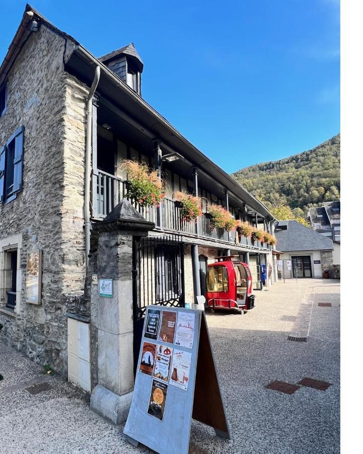 Appt T2 4 Pers Saint Lary Centre Village Parking Extérieur photo